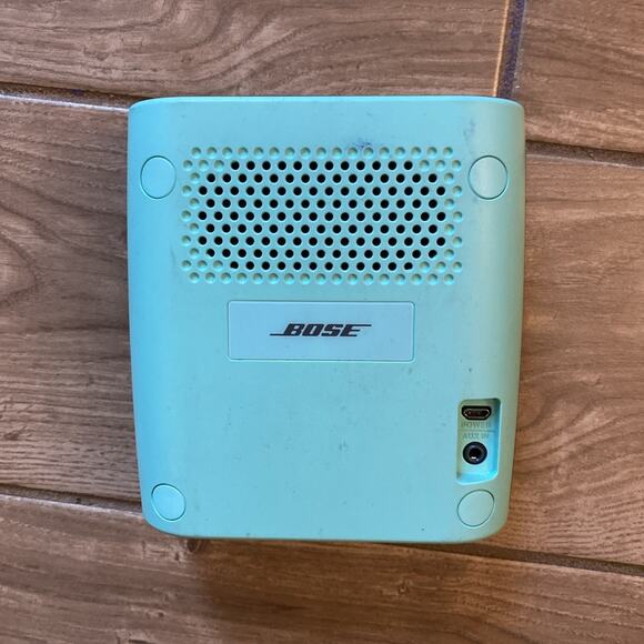 Bose SoundLink Color Bluetooth Speaker Aqua Blue Wireless Portable Model 415859 - Picture 2 of 4